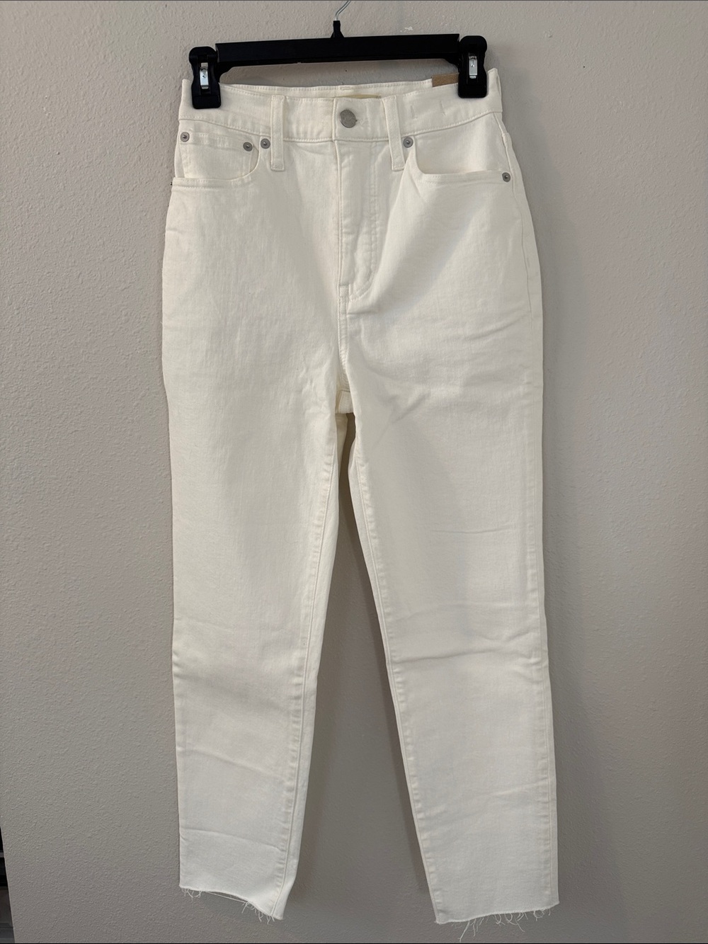 NWT Madewell The Mom Jean in Tile White Size 25